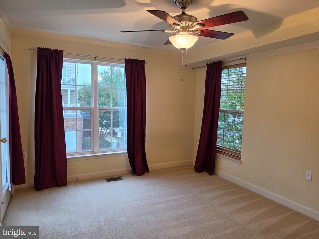 6277 Woodruff Springs Way - Photo 10