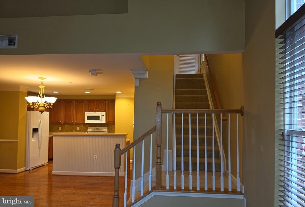 6277 Woodruff Springs Way - Photo 3