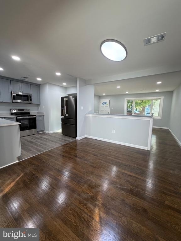 1904 Stafford Street - Photo 7