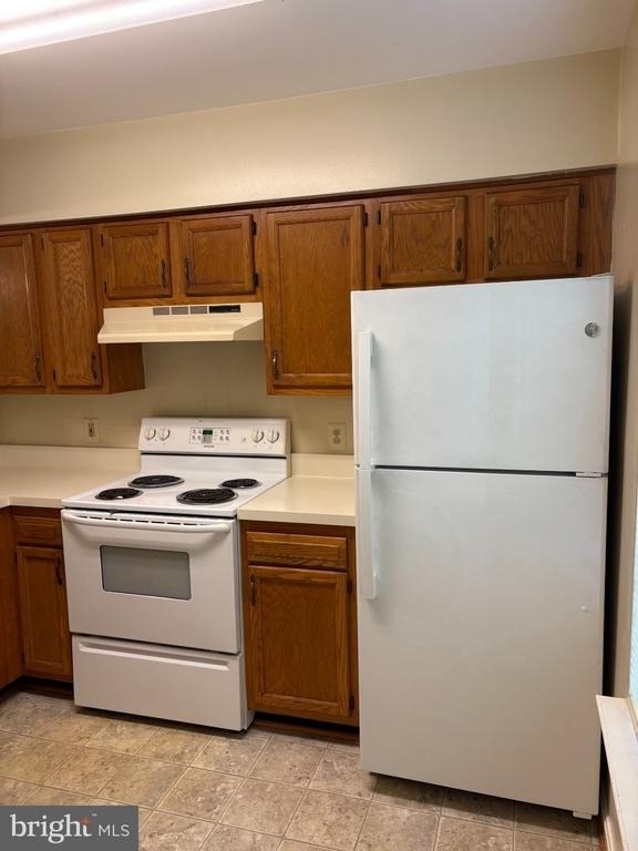 9436 Scarlet Oak Drive - Photo 2