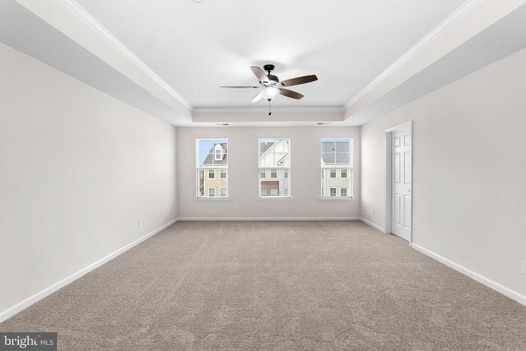 25222 Briargate Terrace - Photo 16