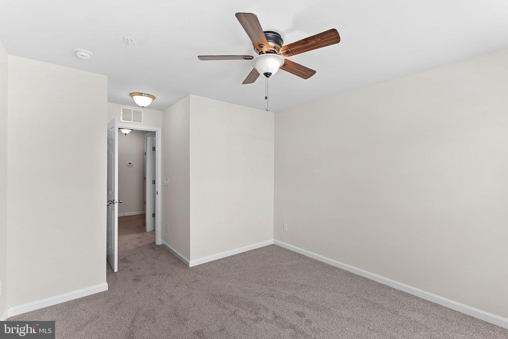 25222 Briargate Terrace - Photo 27