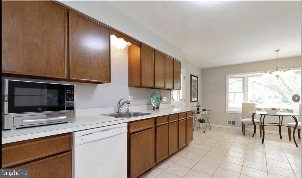1606 Mary Ellen Court - Photo 17