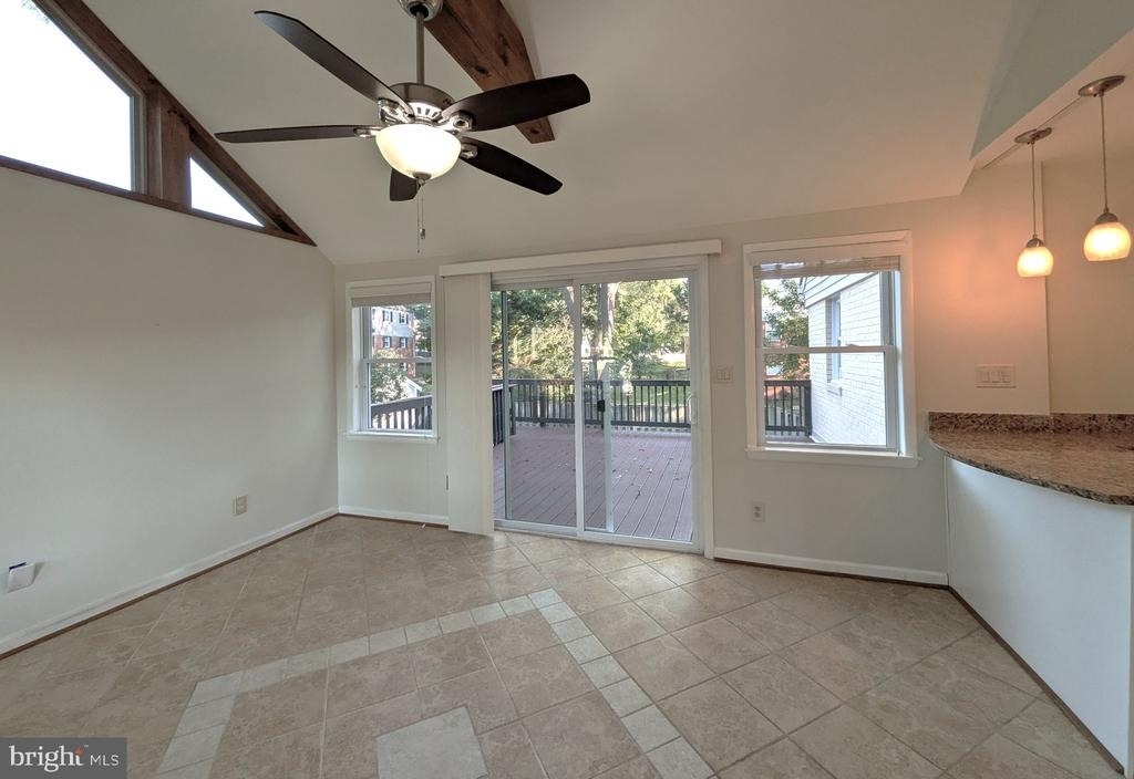 1919 Youngblood Street - Photo 14