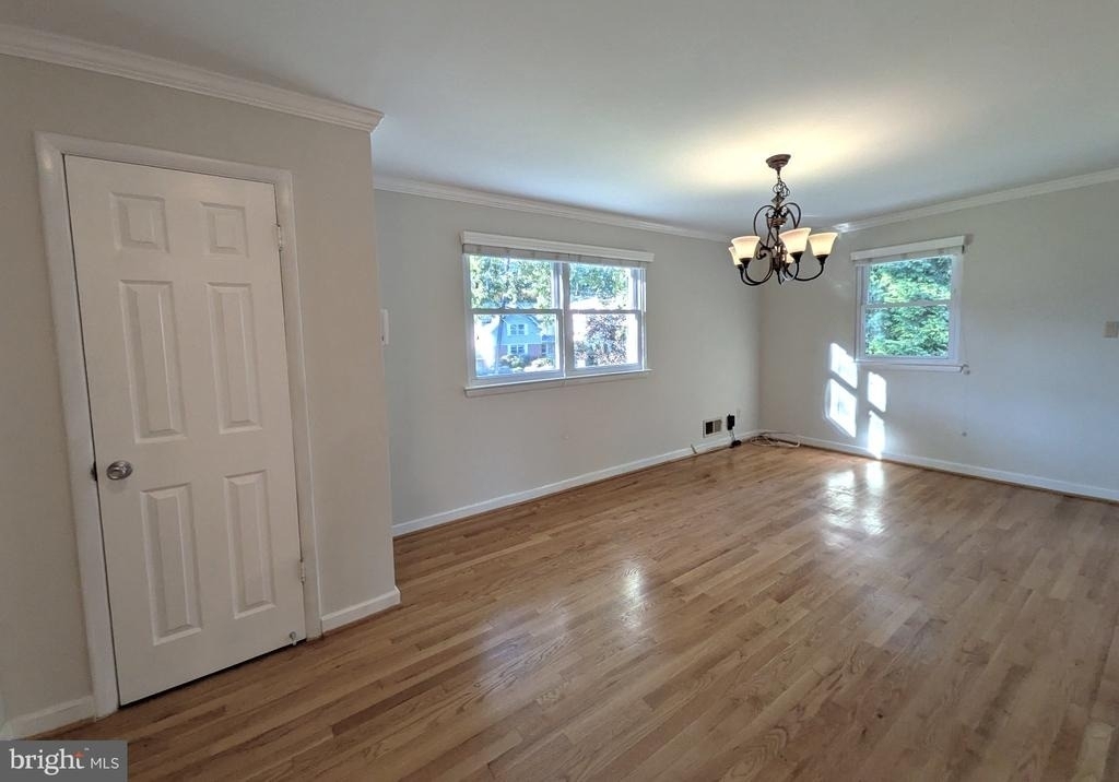 1919 Youngblood Street - Photo 20