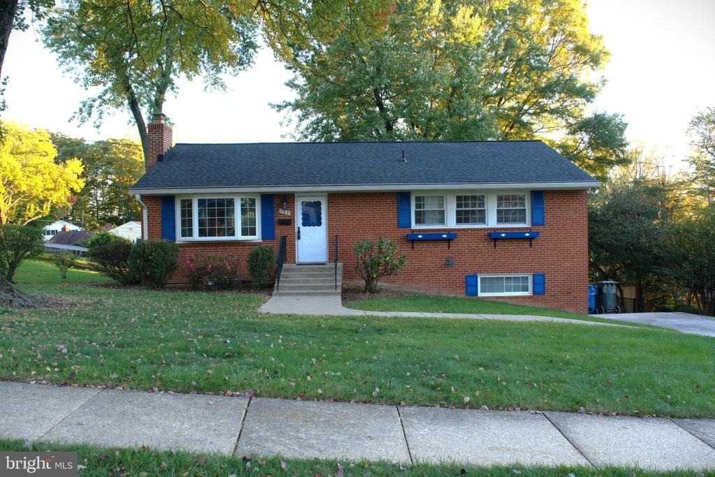 7919 Ellet Road - Photo 0