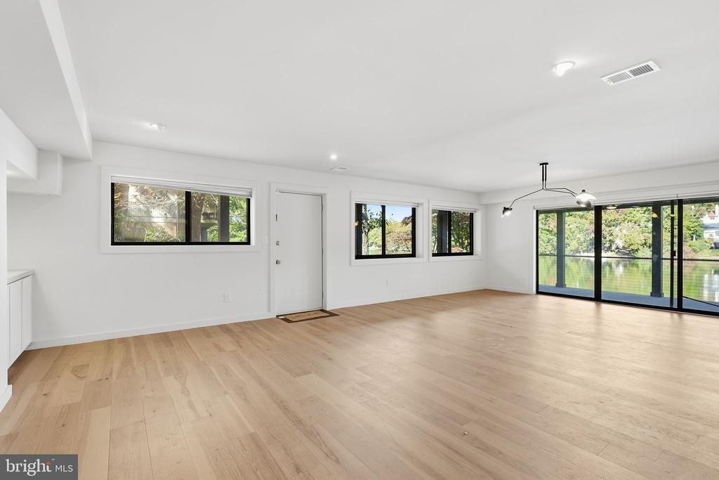 11216 S Shore Road - Photo 19