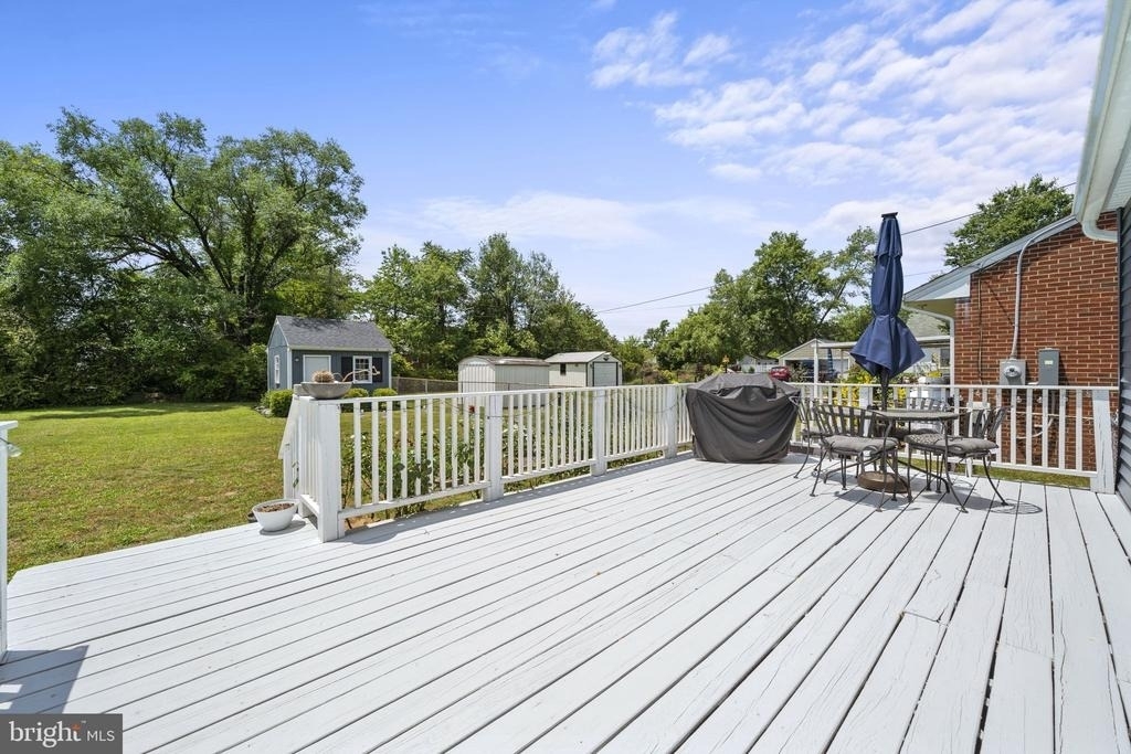 126 Ridgeway Street - Photo 14