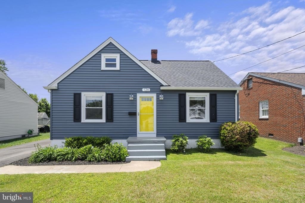 126 Ridgeway Street - Photo 1