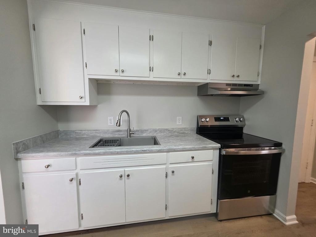 125 E Williams Street - Photo 5