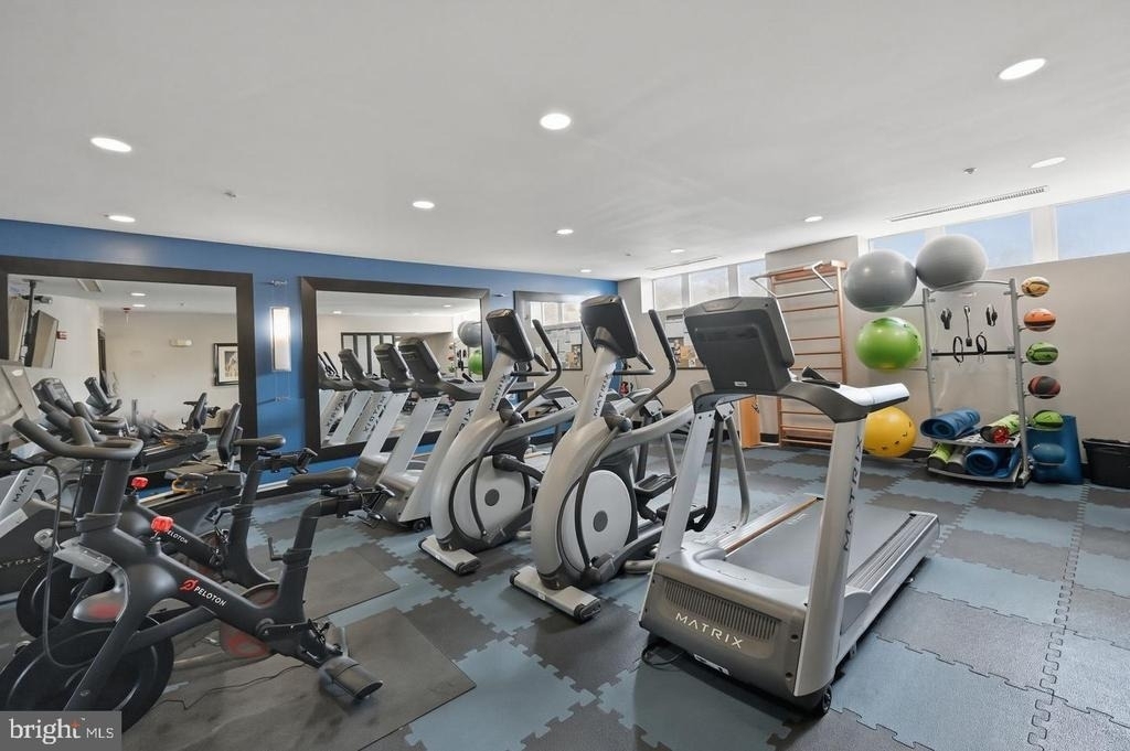 1800 Wilson Boulevard - Photo 17