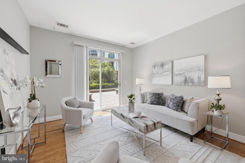 1800 Wilson Boulevard - Photo 1