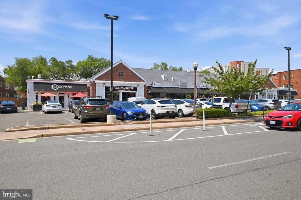 1800 Wilson Boulevard - Photo 19