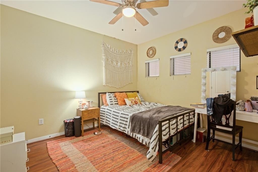 2505 San Gabriel St - Photo 8