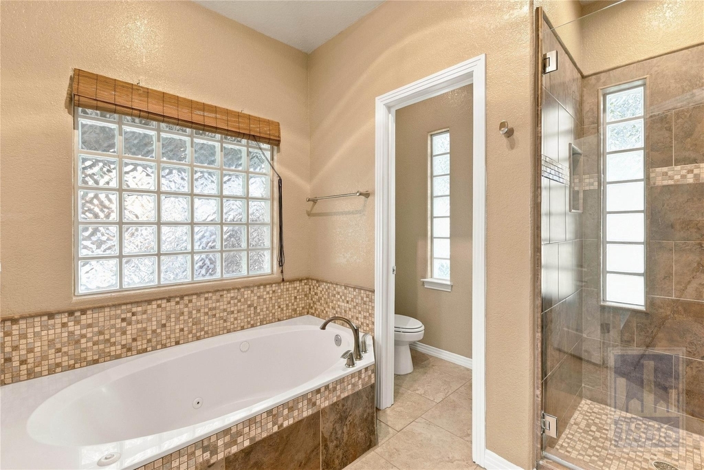 501 Rolling Green Dr - Photo 21