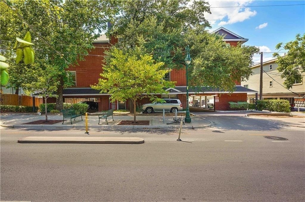 2804 Rio Grande St - Photo 1