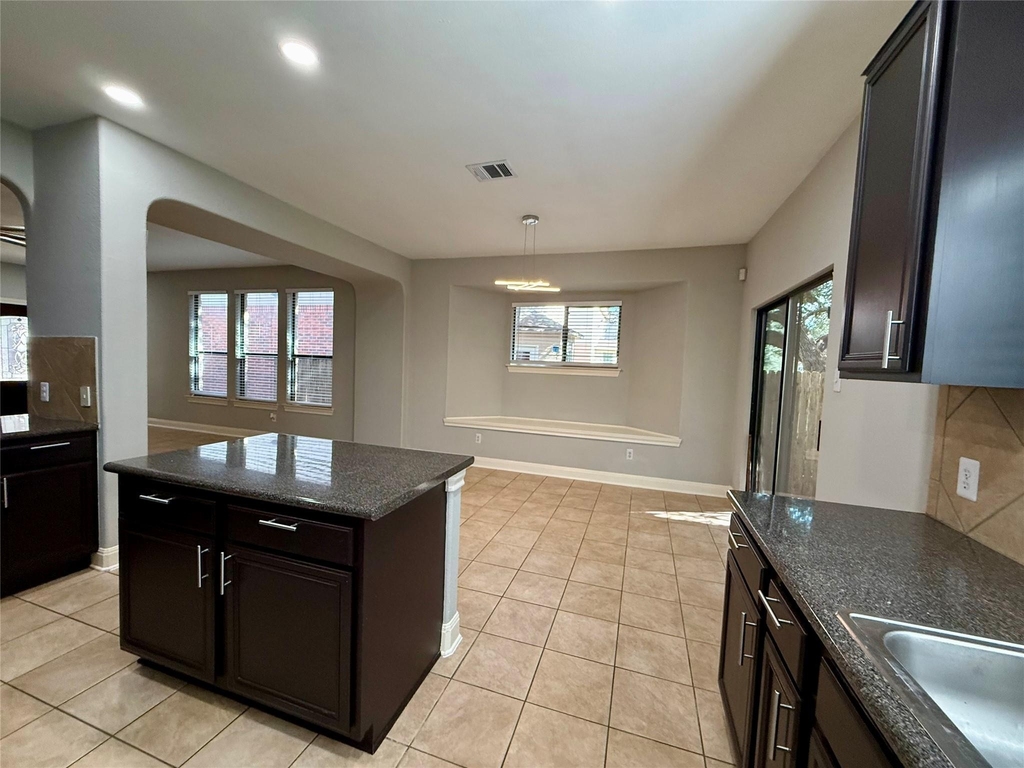 513 Tyree Rd - Photo 5