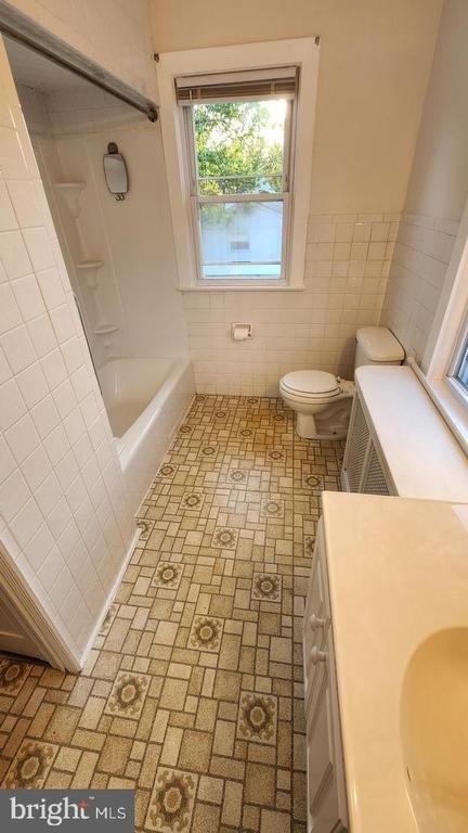 306 Victoria Street - Photo 17