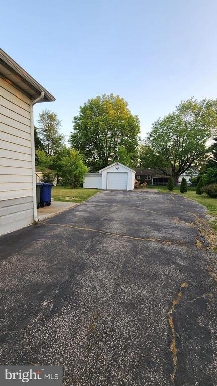 306 Victoria Street - Photo 21