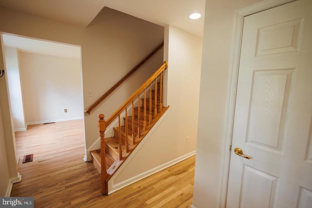 211 Laurel Avenue - Photo 14
