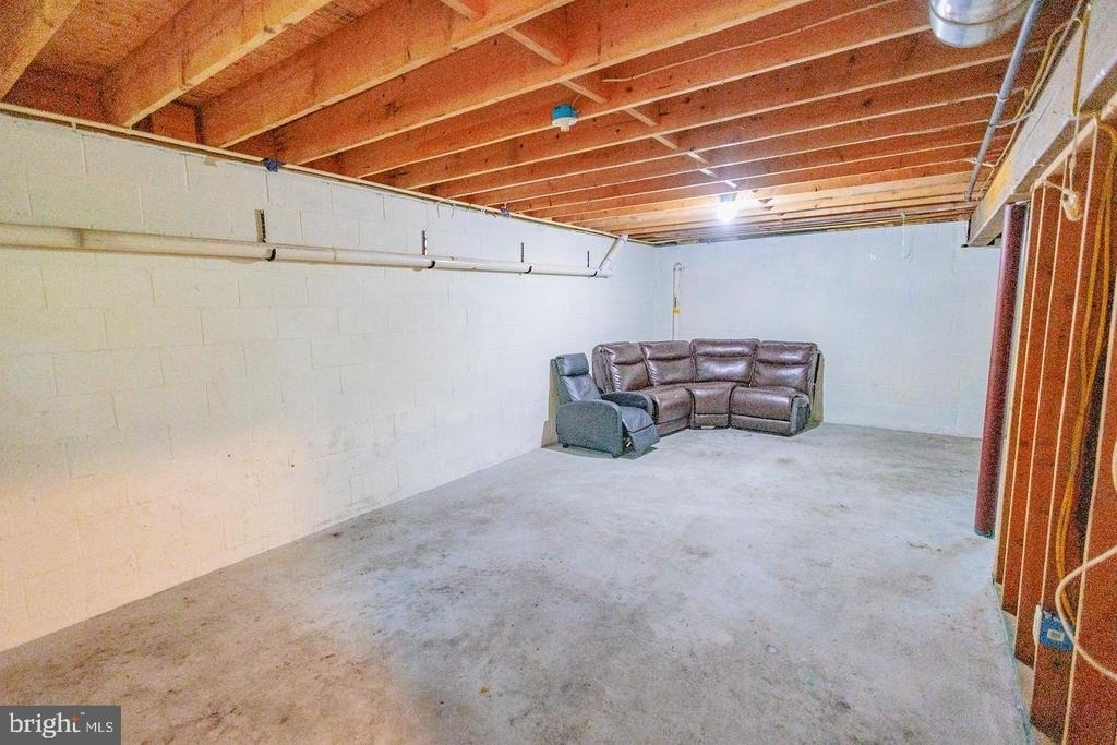 211 Laurel Avenue - Photo 24