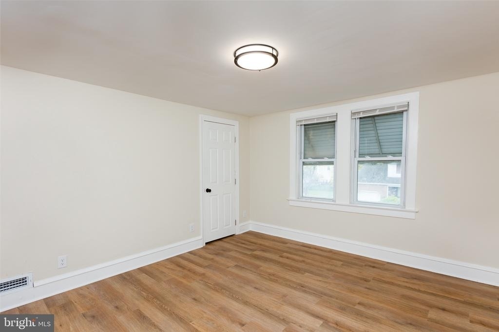 8331 Stockton Avenue - Photo 3