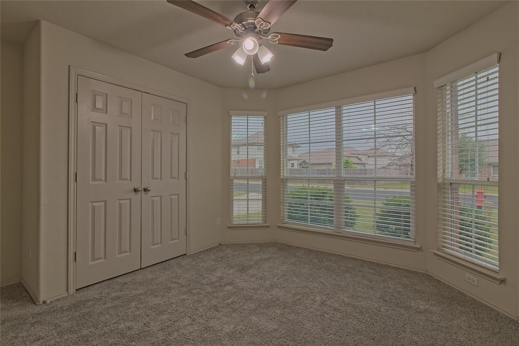 312 Foster Ln - Photo 20