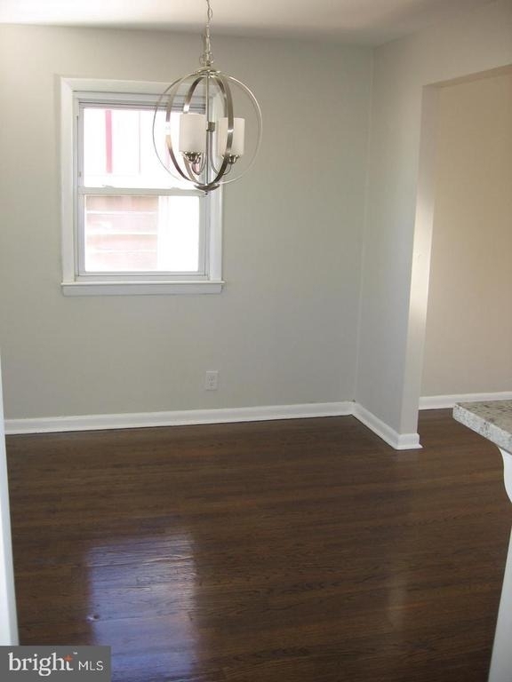 7 W 7th Street - Photo 9