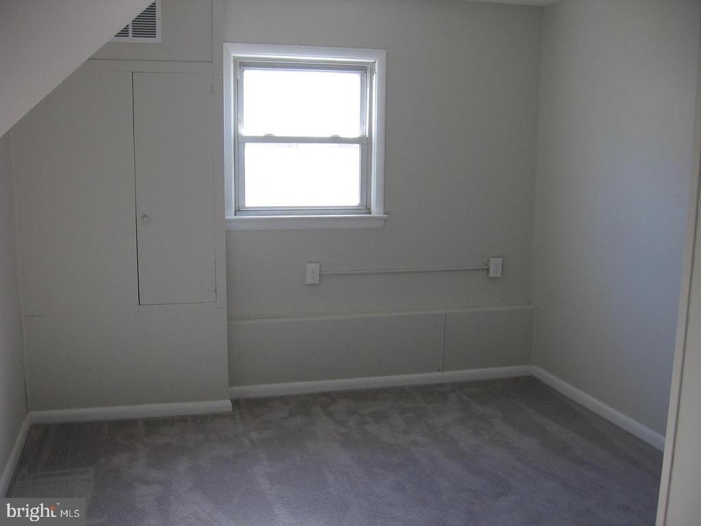 7 W 7th Street - Photo 18