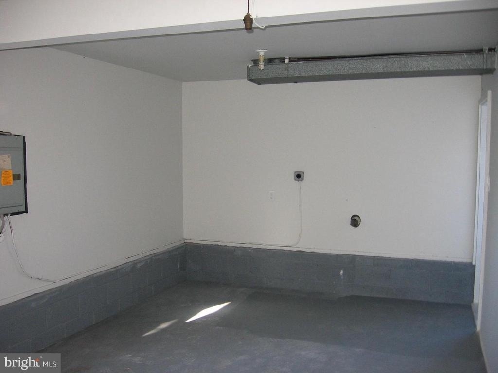 7 W 7th Street - Photo 23
