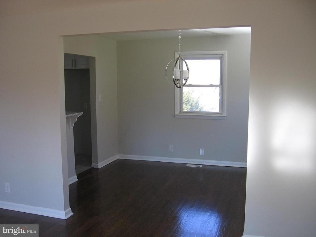 7 W 7th Street - Photo 5