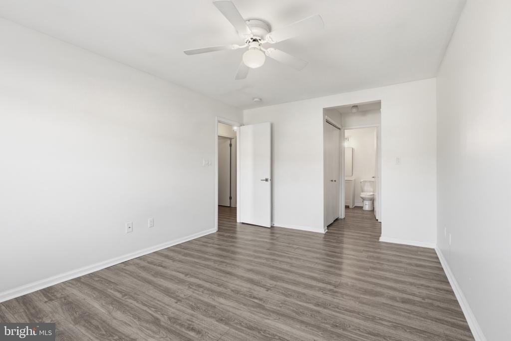 303 Oswego Court - Photo 18