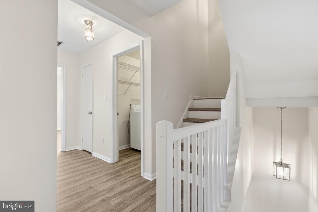 303 Oswego Court - Photo 12