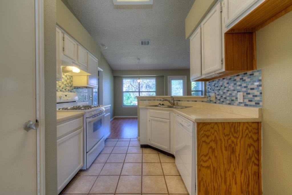 7016 Riverton Dr - Photo 26