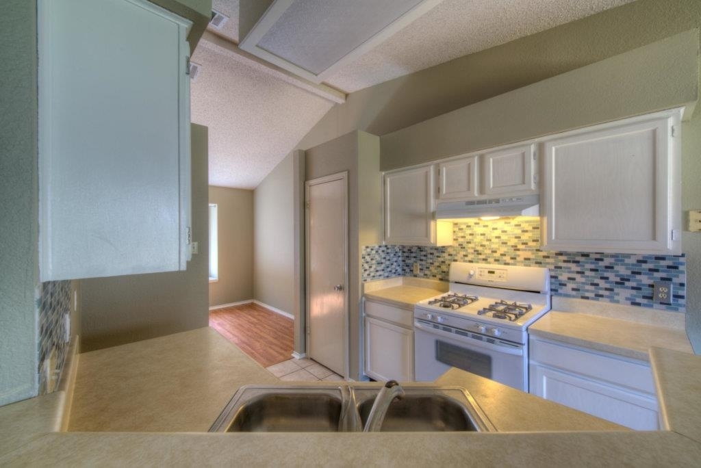 7016 Riverton Dr - Photo 30