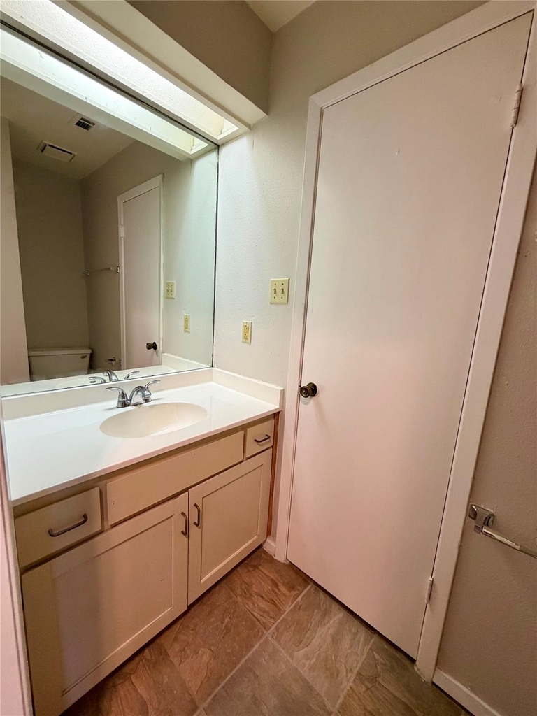 2906 West Ave - Photo 8