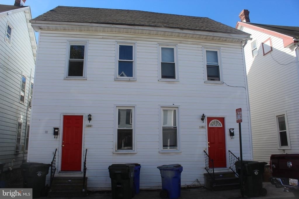 133 Ray Street - Photo 0
