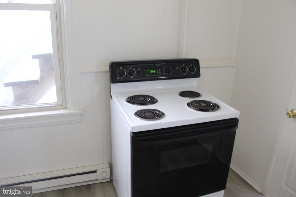 133 Ray Street - Photo 2