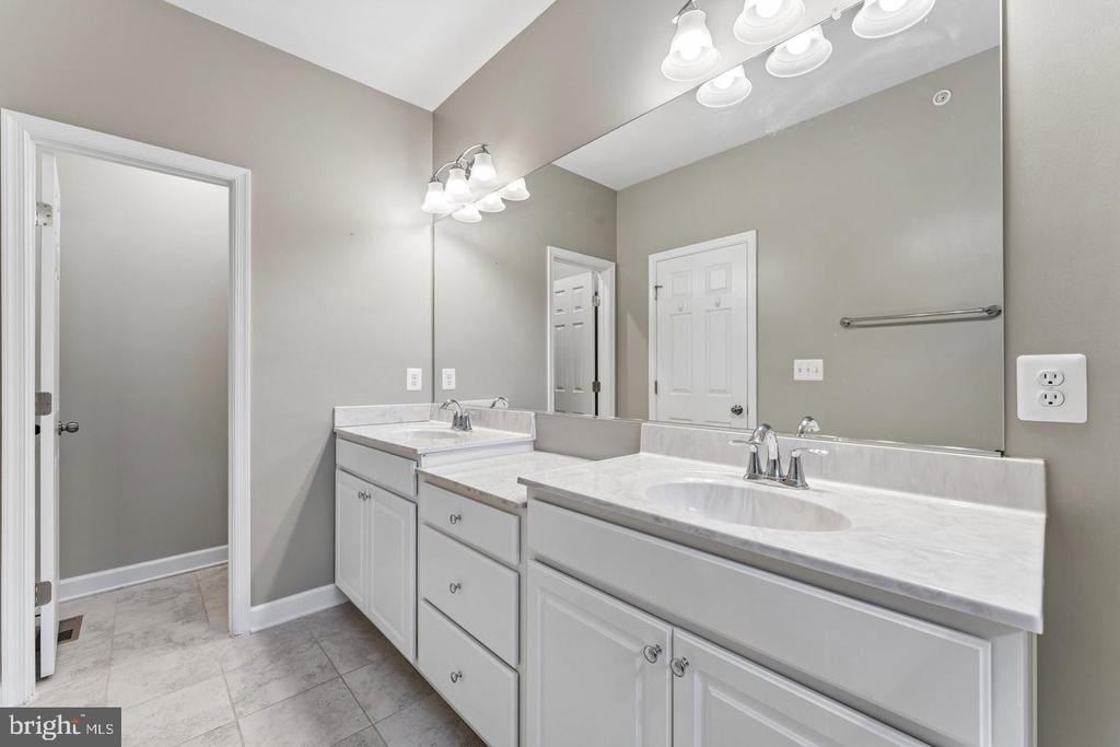 3043 Mia Lane - Photo 21