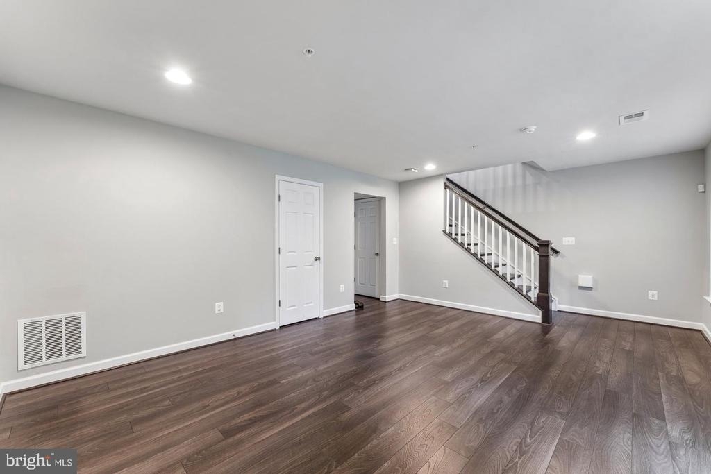3043 Mia Lane - Photo 6