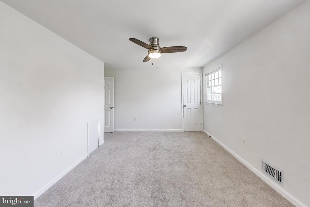 1436 Potomac Heights Drive - Photo 14
