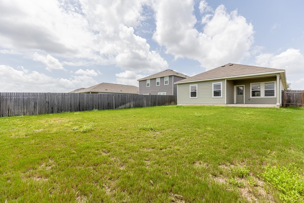 141 Rubrum Rd - Photo 27
