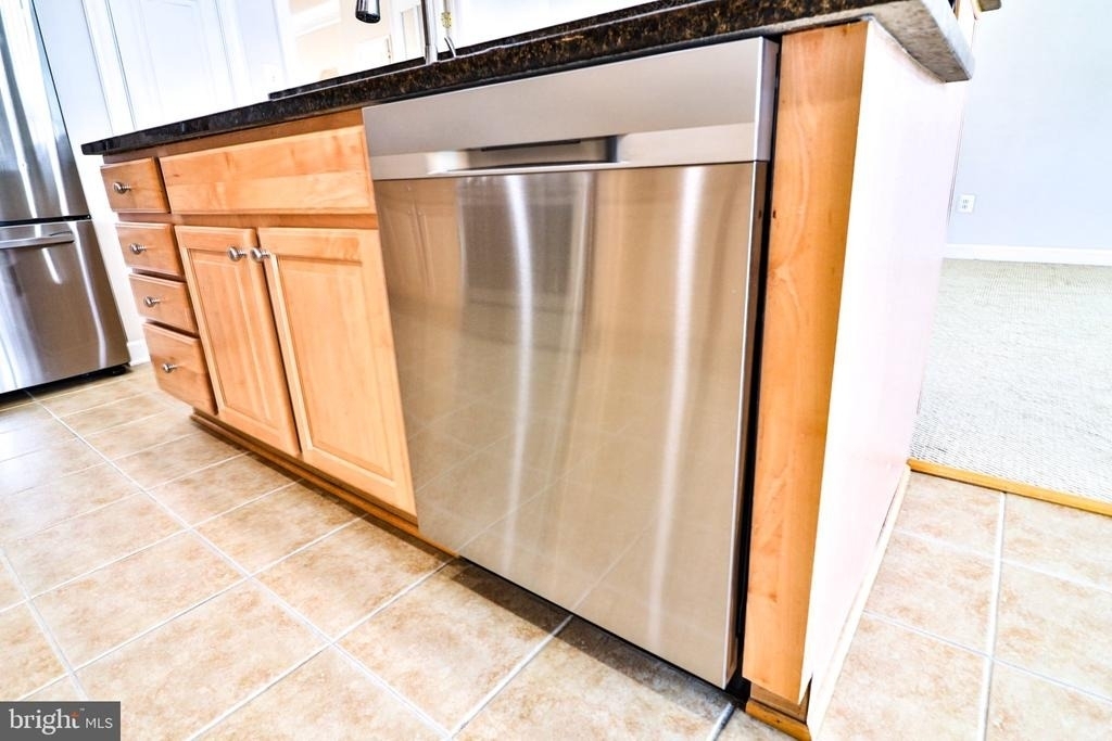 631 Kingfisher Avenue - Photo 24
