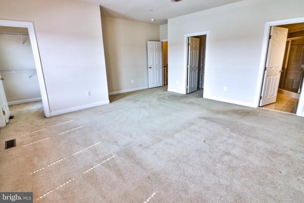 631 Kingfisher Avenue - Photo 32
