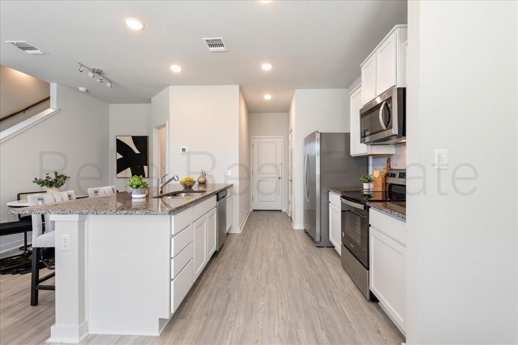 605 W South St - Photo 6