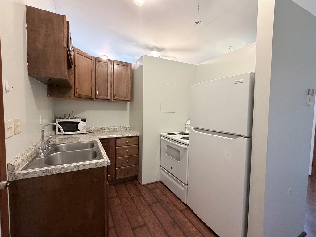 505 Pine Tree Loop - Photo 11
