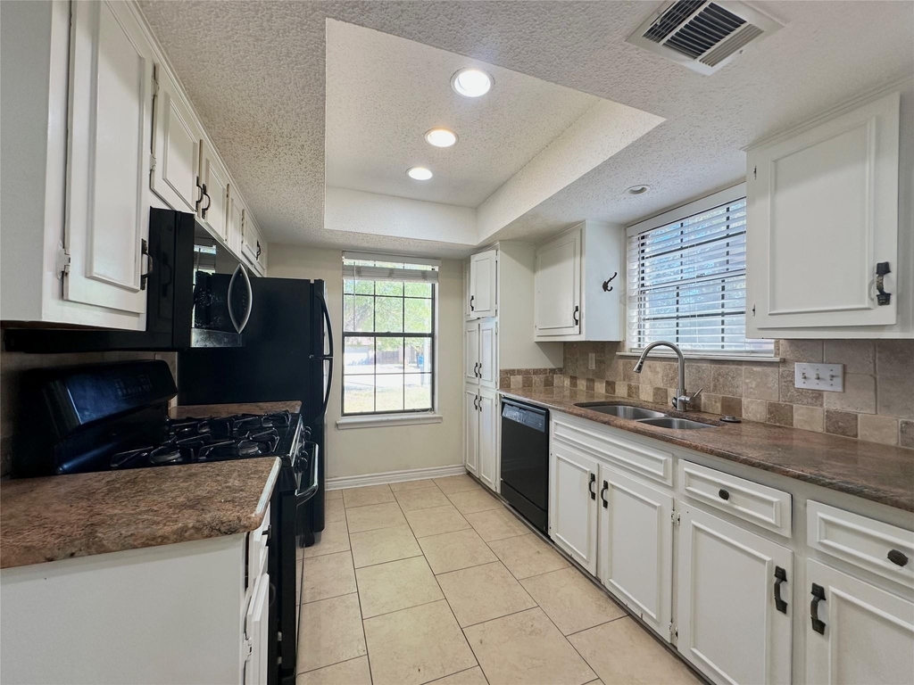 7311 Danwood Dr - Photo 6