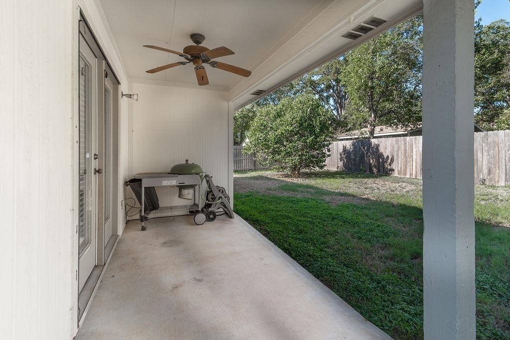 7104 Quimper Ln - Photo 21