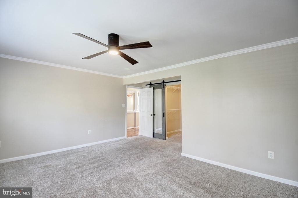 8322 Jordan Valley Way - Photo 14