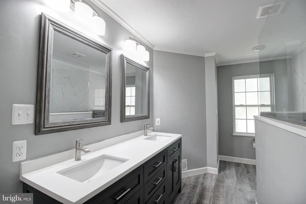 8322 Jordan Valley Way - Photo 15